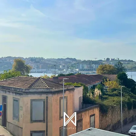 Mystay - Riverview House