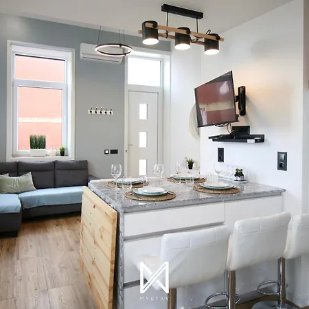 Mystay - Riverview House *