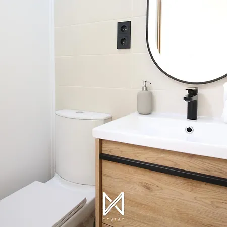 Mystay - Riverview House Semesterbostad *