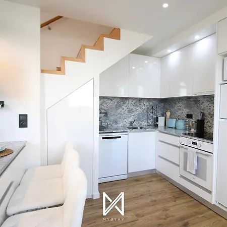 Mystay - Riverview House